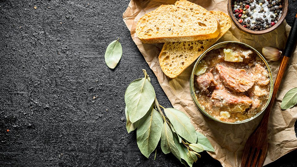 Консервация мясная
