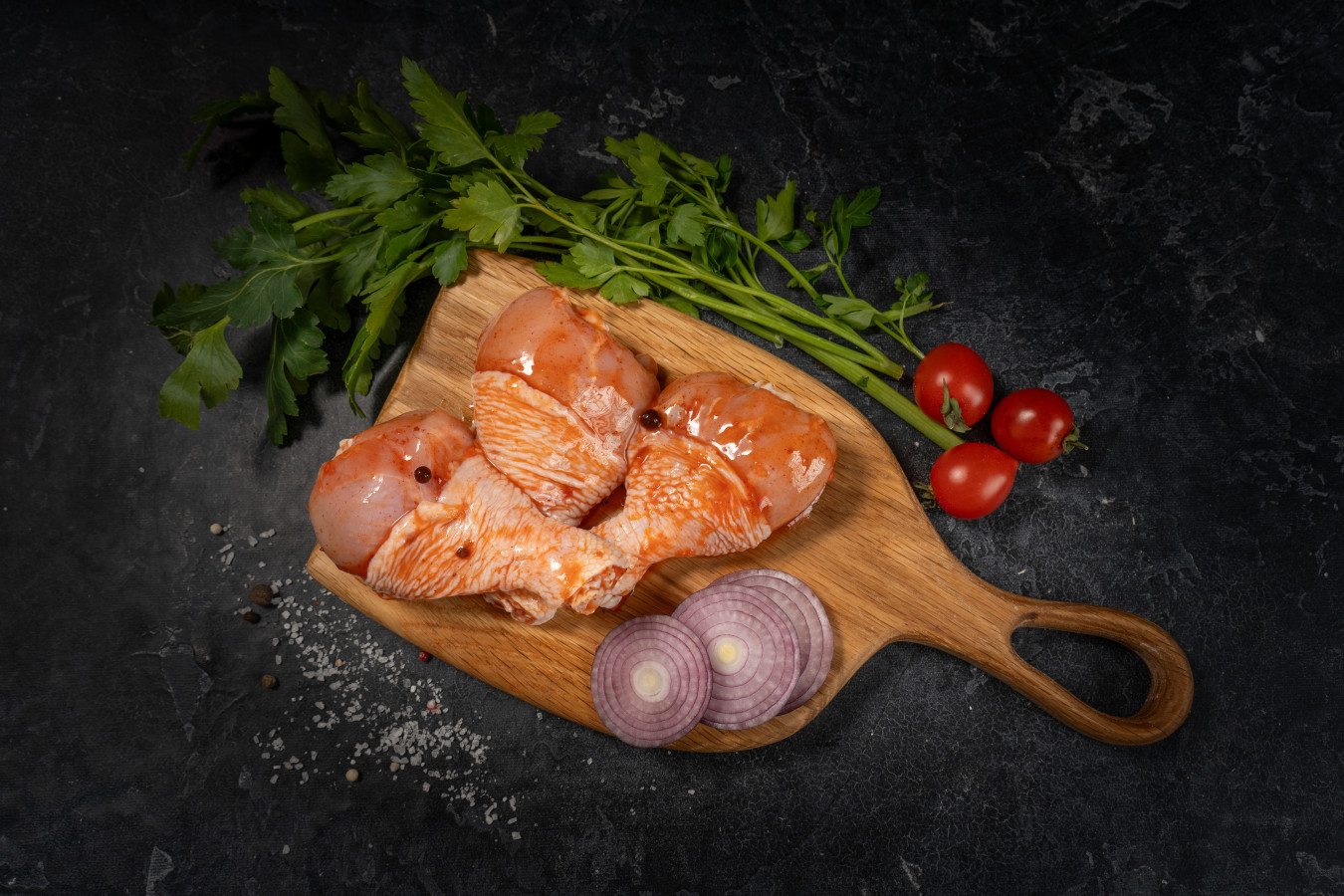 ШАШЛЫК ИЗ КУРИНОЙ ГОЛЕНИ В МАРИНАДЕ БРУСНИКА